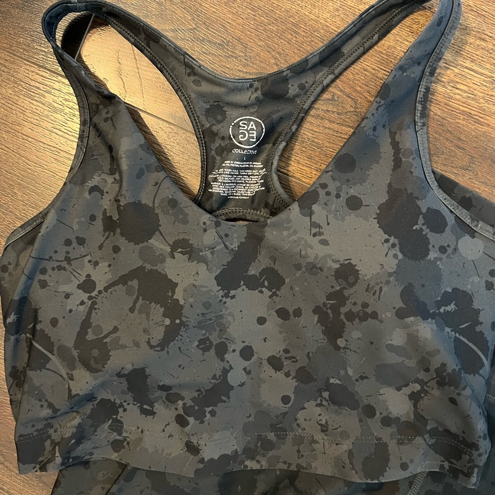 Workout Set - Picture 2 of 3